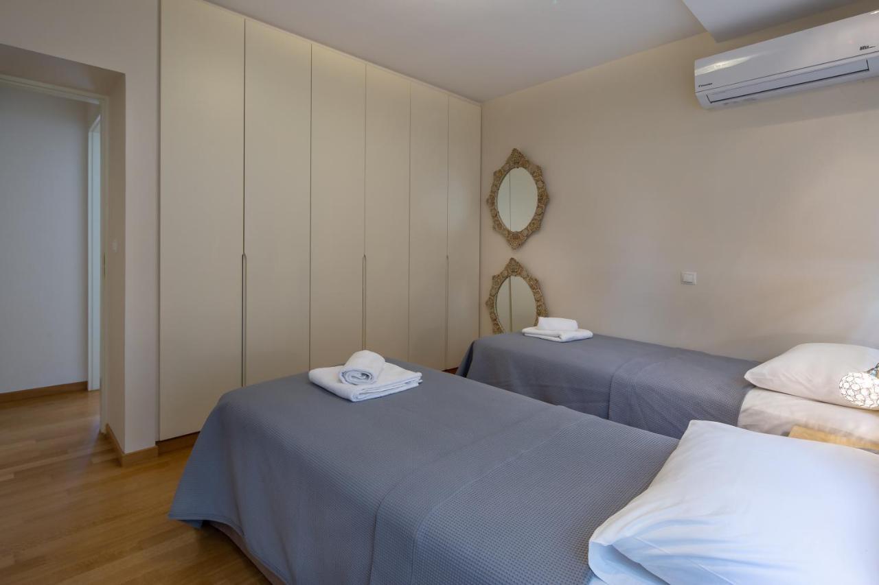 Sagittarius - Faliro Sea Side Apartment Athen Exterior foto